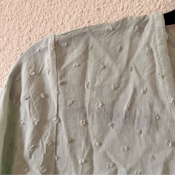 JULIA Peplum 12/ Flutter Sleeve Button front Blouse Women Size S/M NWT - Picture 6 of 11